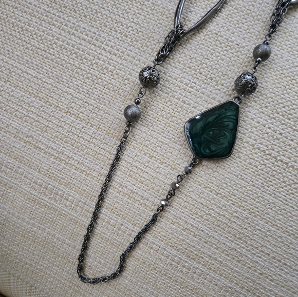 Necklace Green Stone in Silver tone Setting Chain Beads Long 38" - Picture 6 of 12